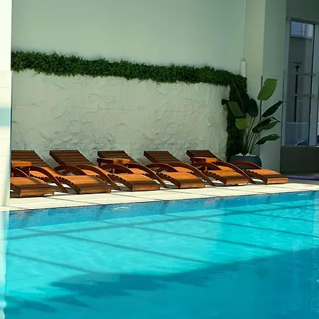 Pool Sauna Free Parking Gym 3br Family Apartment