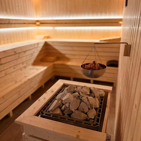 Pool Sauna Free Parking Gym 3br Family Apartment Skopje